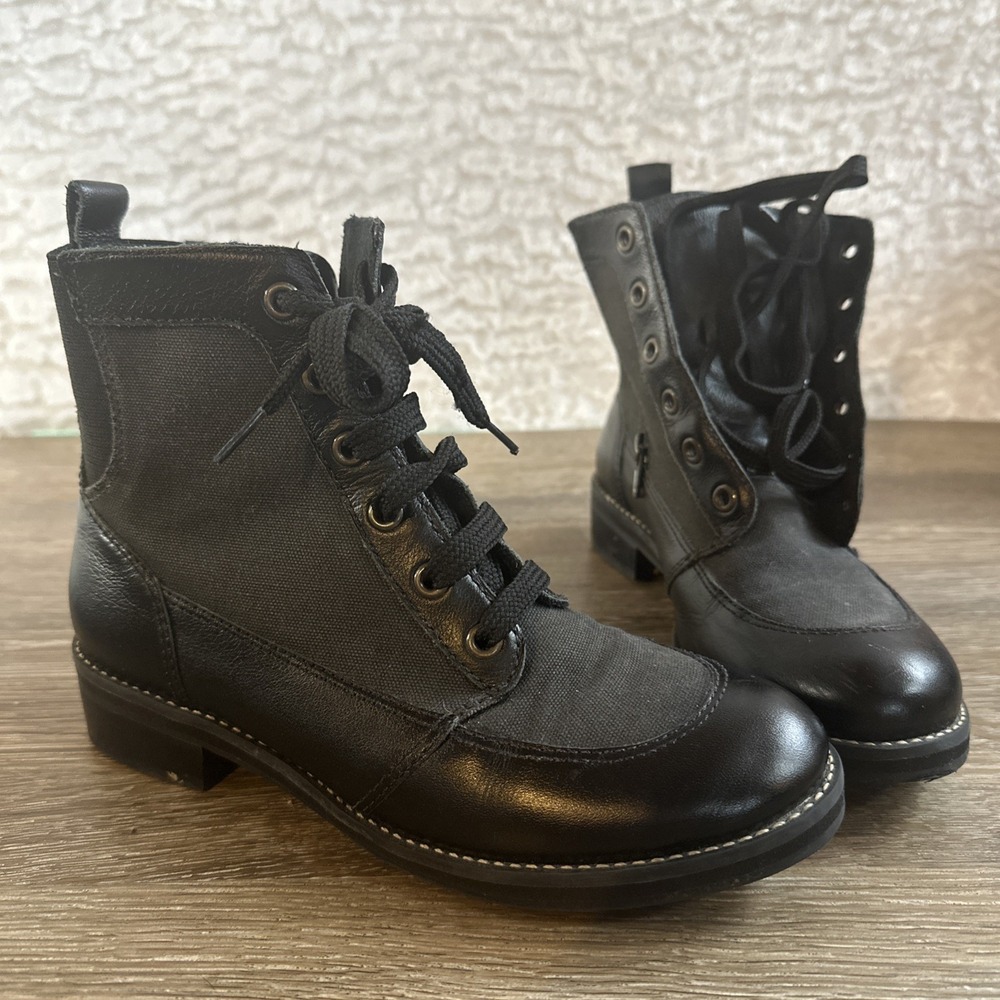 Walking Cradles Black Leather Ankle Boots Womens 6 Grunge Indie Lace Up